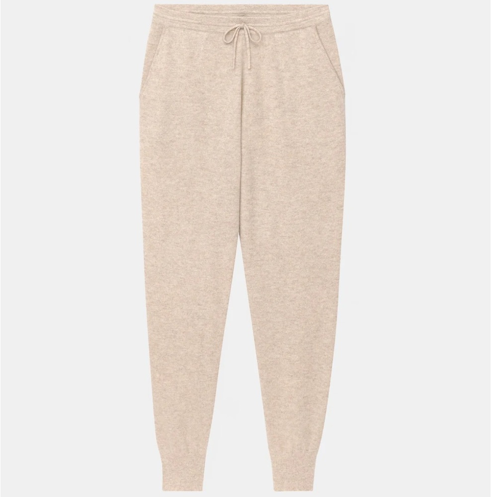 Naadam Signature Cashmere Jogger in Oatmeal, Size S